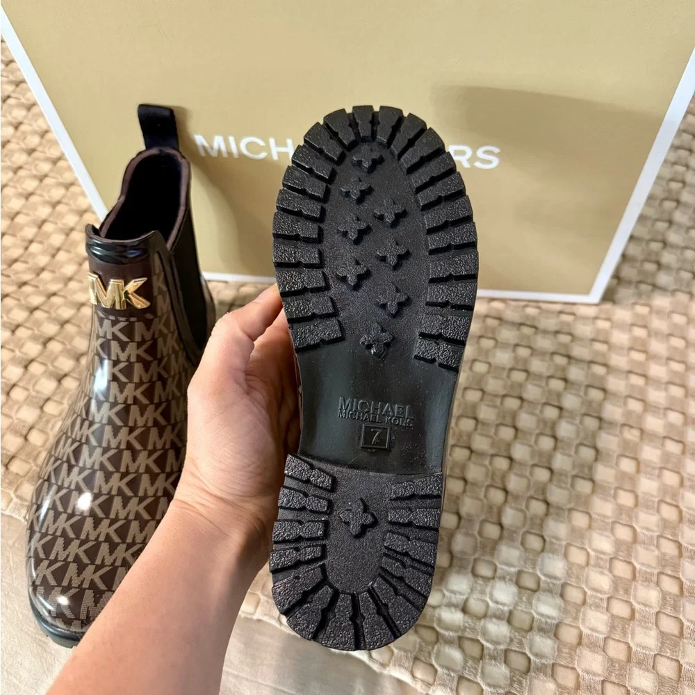 NEW MICHAEL KORS Ankle Rain Boots ☔️ - Picture 8 of 14
